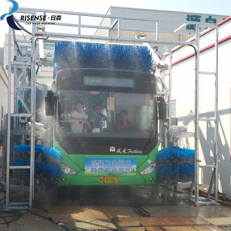 Automatische rij-door-buswasmachine voor bus/vrachtwagen in Noord-Afrika Midden