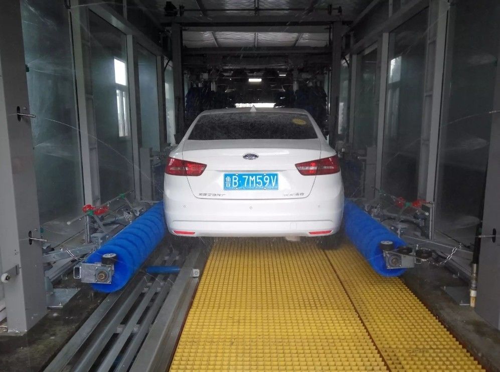 ISO14001 Gecertificeerd van Portal Foam Bus of Truck Washing Station met en concurrerend