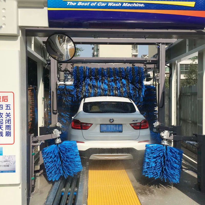 Ervaar het gemak van ons automatische borstelsysteem voor autotunnels