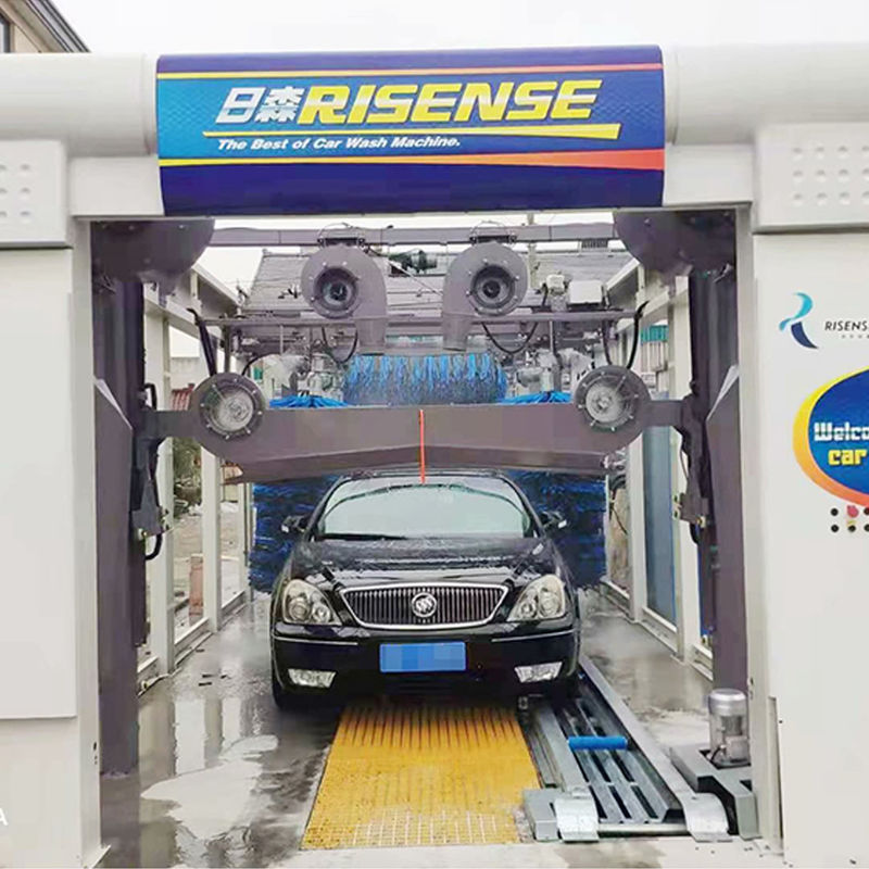 Ervaar het gemak van ons automatische borstelsysteem voor autotunnels