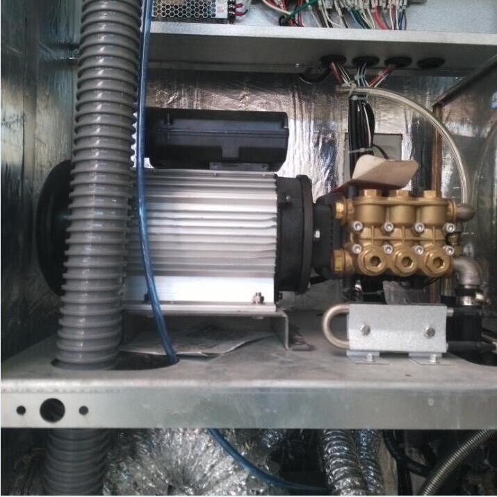 Eenfasige 220V 5,5 kW warm gegalvaniseerde stalen autowasmachine voor muntsysteem